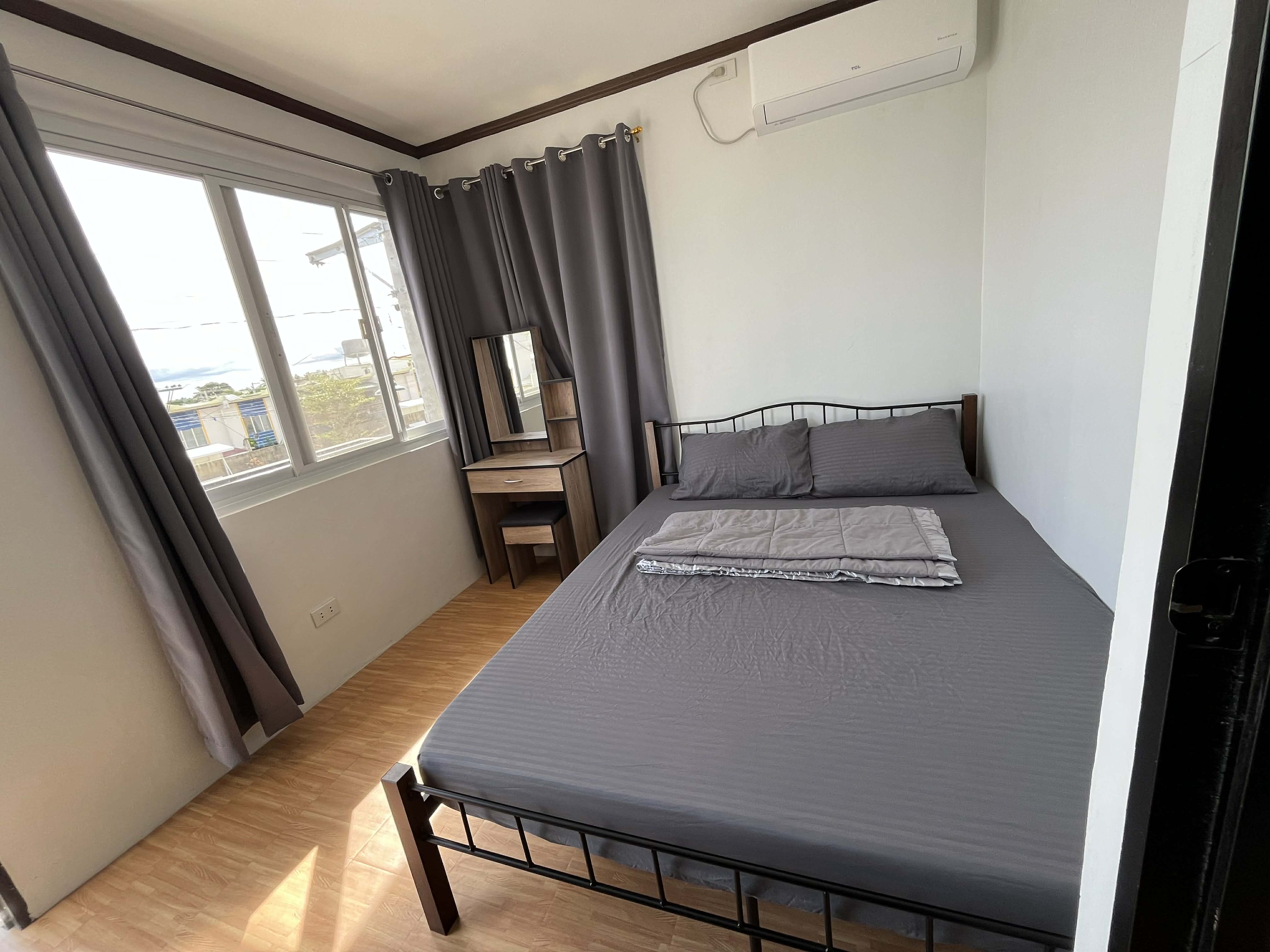Queen Room 4