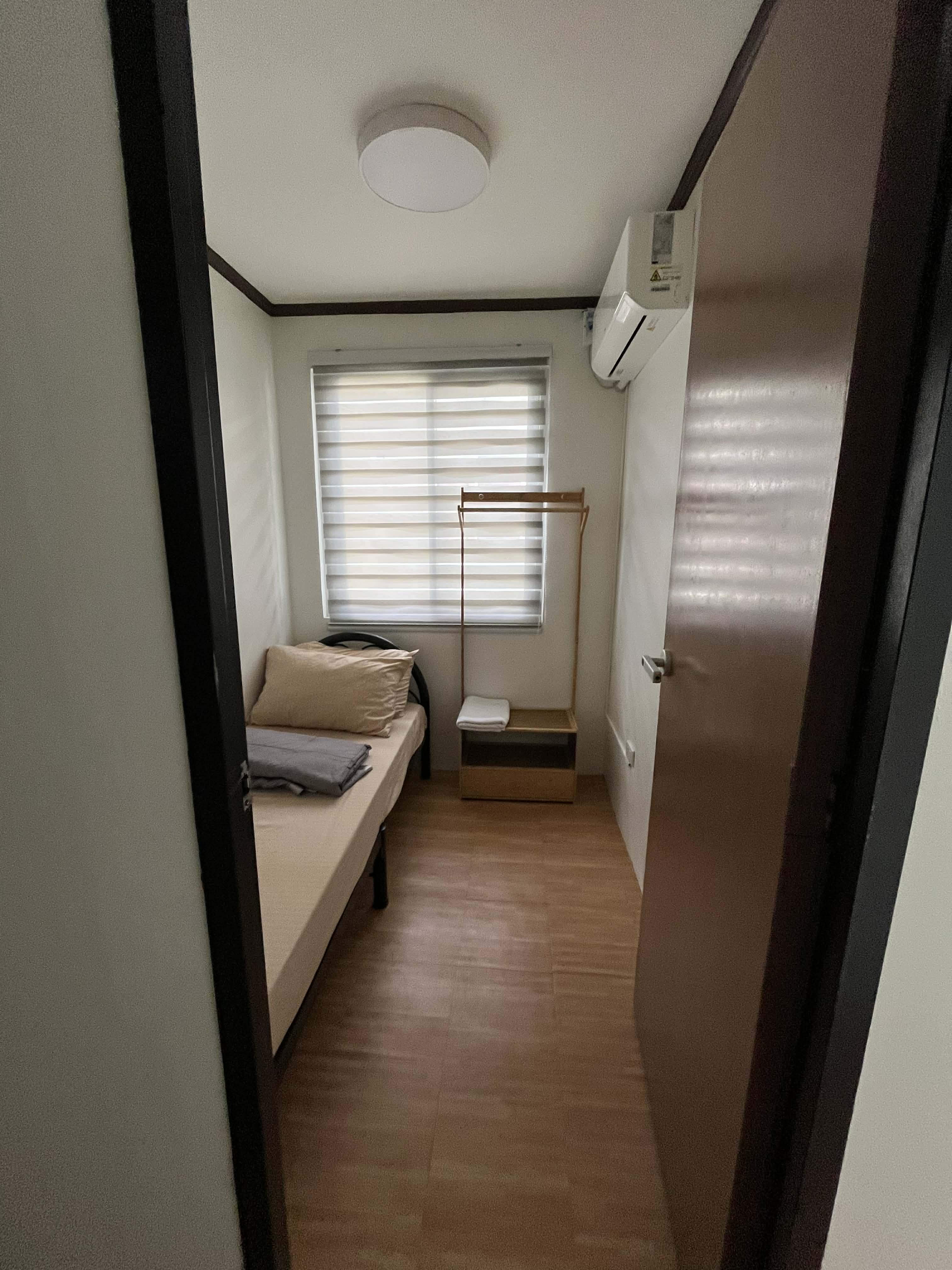 Single Room photo 2