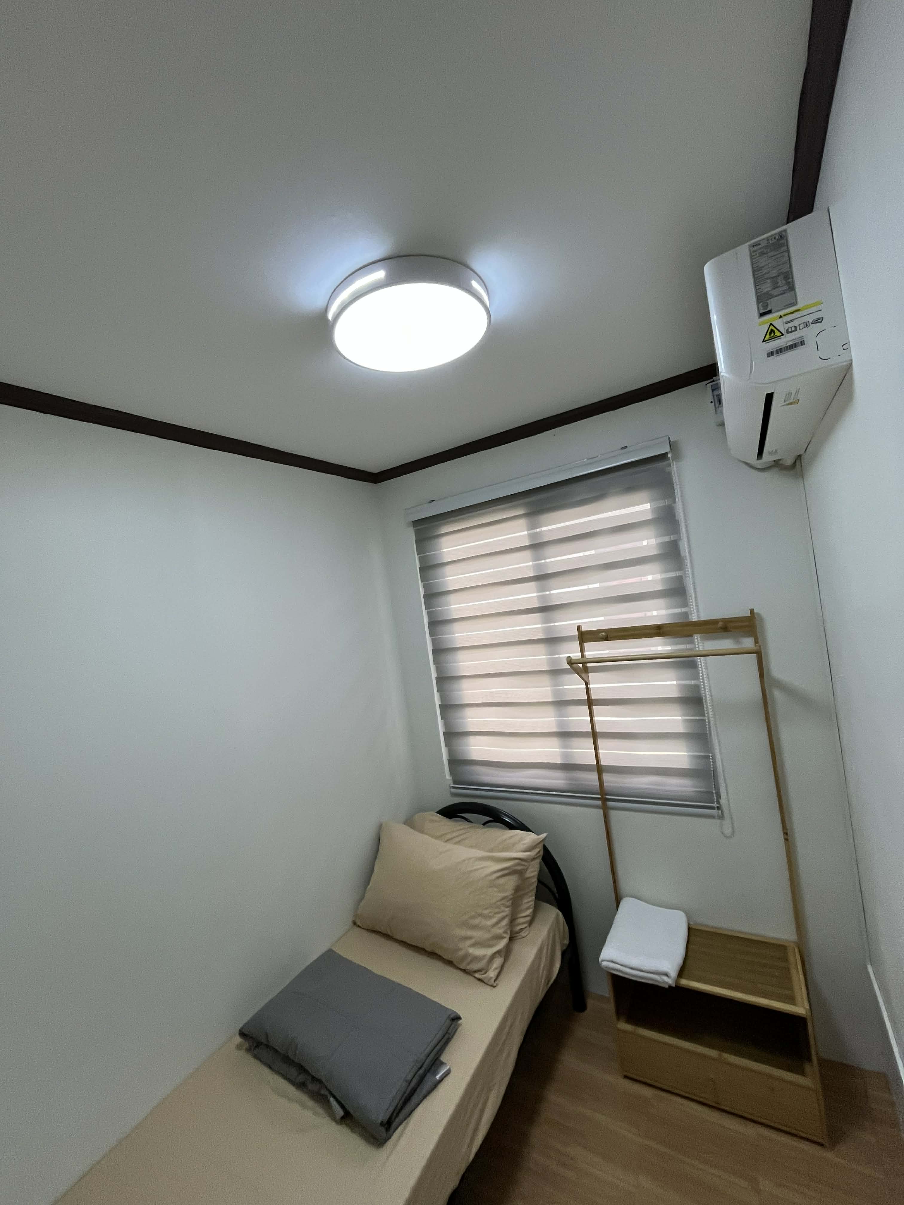 Single Room photo 4